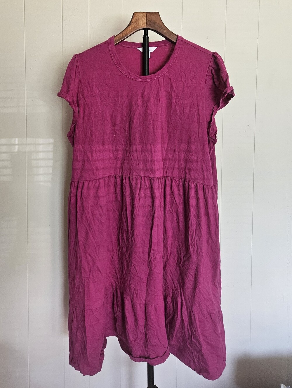 Time and Tru Women's Magenta Short Sleeve Tiered Dress Size XL